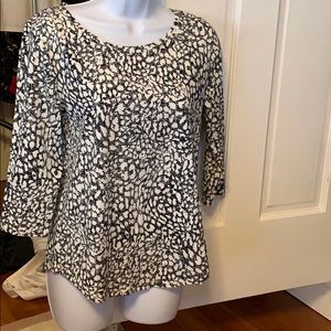 Ann Taylor 3\4 sleeve tee. NWOT